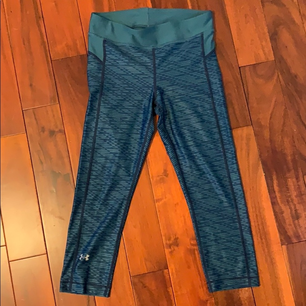 Women’s Under Armour crop leggings